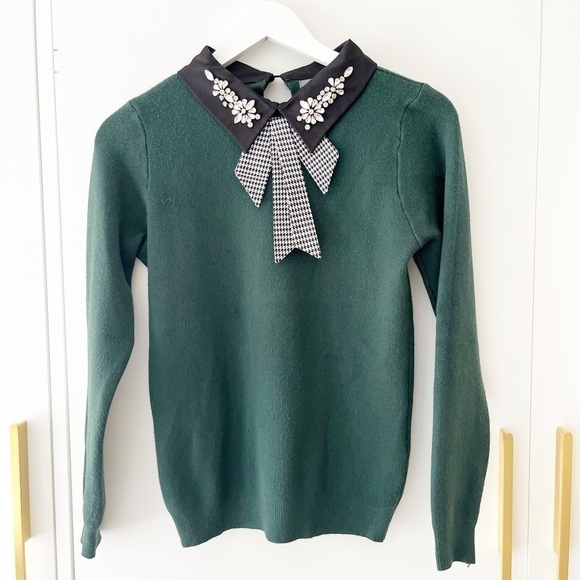 STUNNING Embellished Collared Sweater - Picture 3 of 6